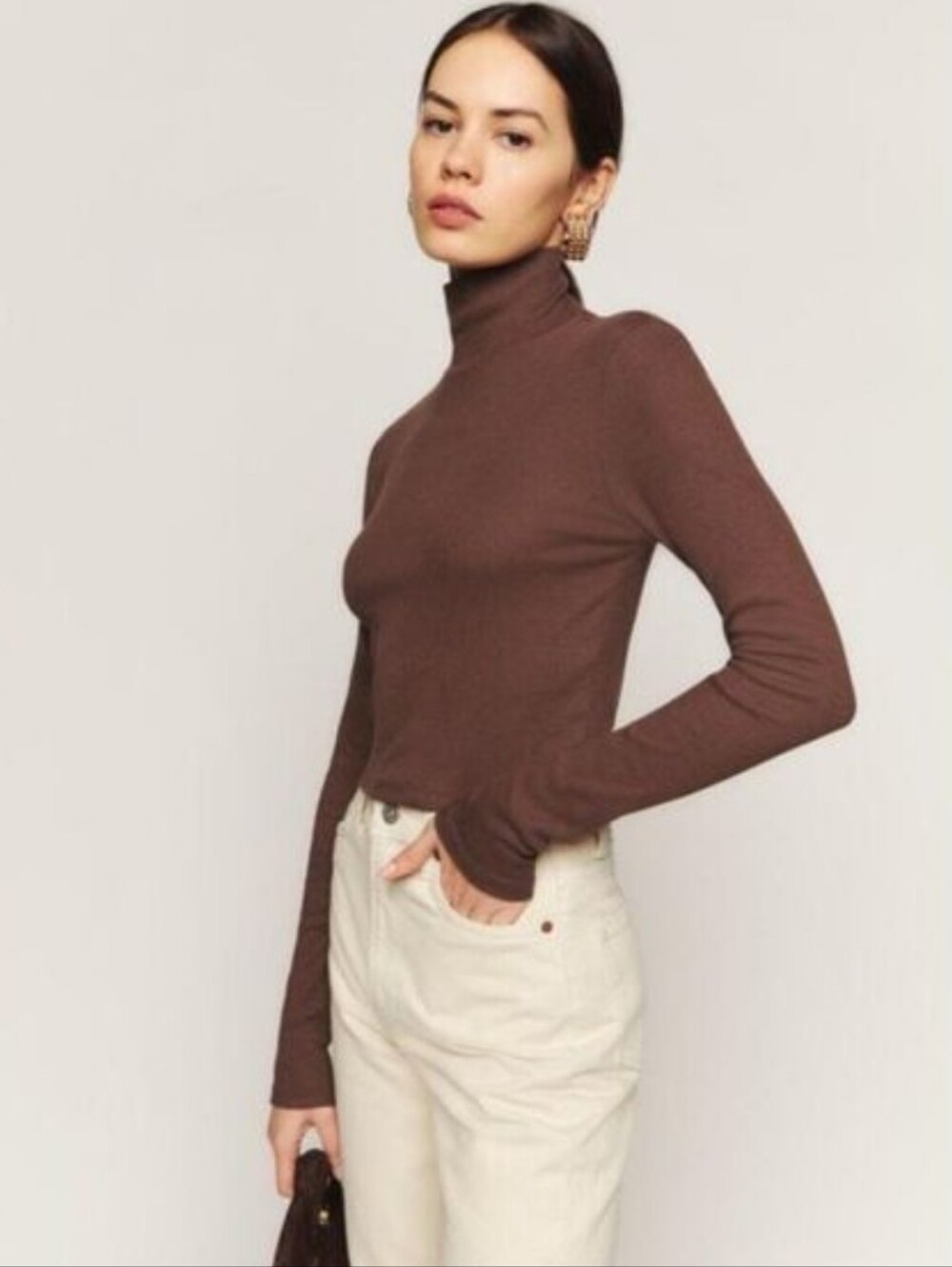 REFORMATION DAVY CROPPED RIBBED TURTLENECK TEE